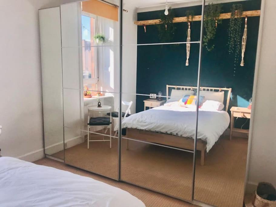 Cosy 2 Bedroom Flat In エディンバラ エクステリア 写真