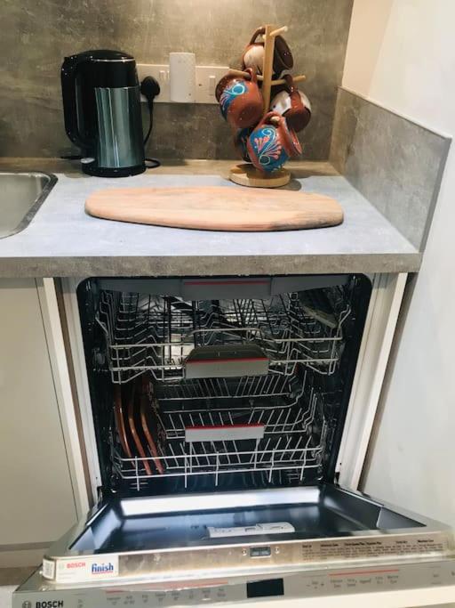 Cosy 2 Bedroom Flat In エディンバラ エクステリア 写真